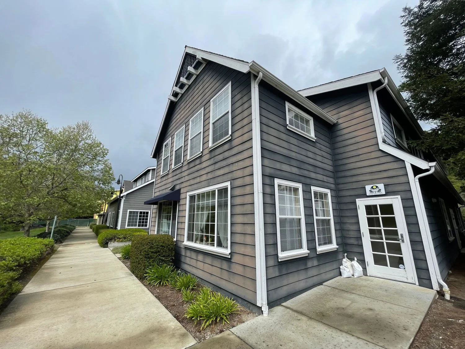 Exterior of the Avila Beach therapy office
